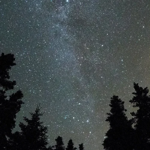 Poqui bajo las estrellas, astronomía y naturaleza